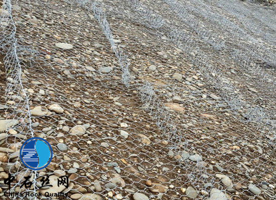 格賓石籠護(hù)坡